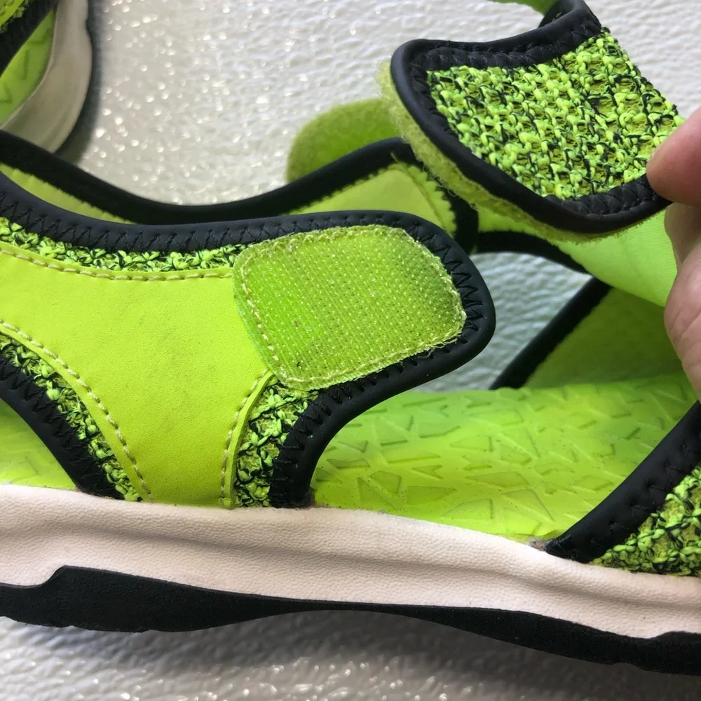 LANDS END Green/Black Unisex water Shoes‎ sandals Sz 3M
